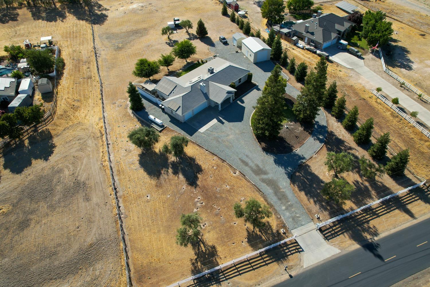 16860 Monreal Road Madera, CA 93636 - Photo 69 of 72 Gallery Image 69
