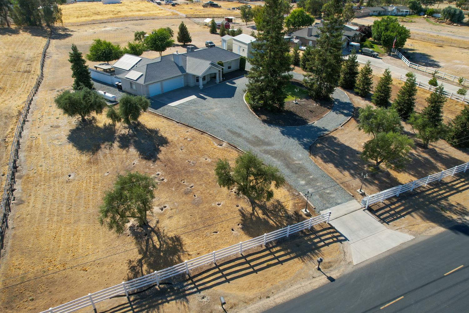 16860 Monreal Road Madera, CA 93636 - Photo 70 of 72 Gallery Image 70
