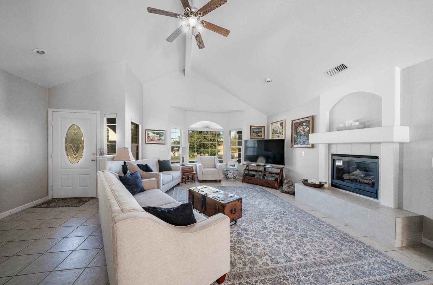 16860 Monreal Road Madera, CA 93636 - Photo 7 of 72 Gallery Image 7