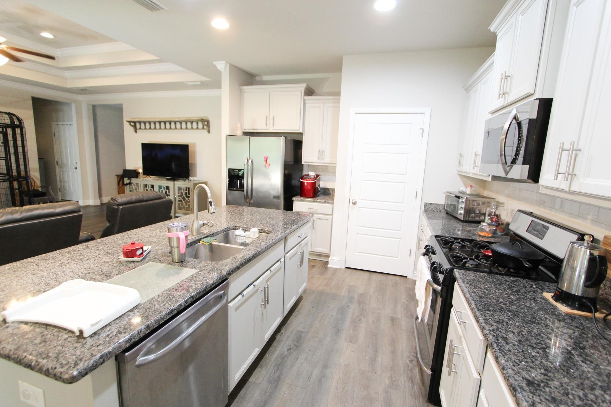 15082 Troon Drive Foley, AL 36535 - Photo 14 of 34 Kitchen