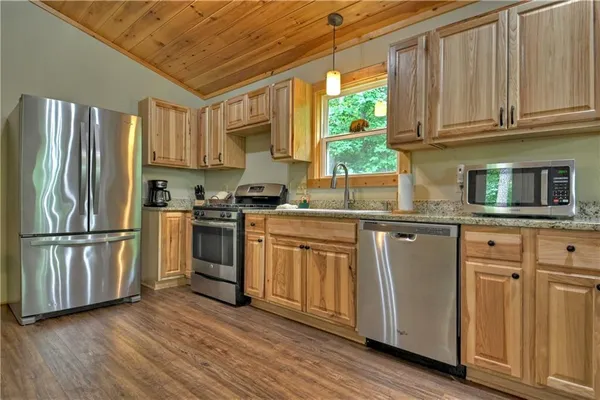 $2,000 | 298 Spindrift Court, Ellijay, GA 30540