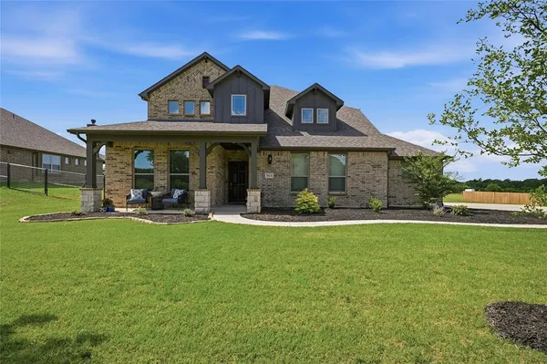 $649,000 | 864 Shadow Valley Road, Whitesboro, TX 76273