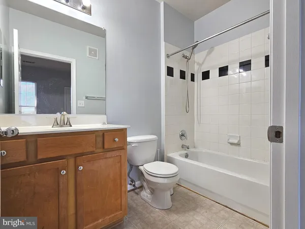 $2,600 | 13377 M Connor Drive, Centreville, VA 20120