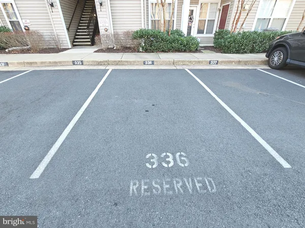 $2,600 | 13377 M Connor Drive, Centreville, VA 20120