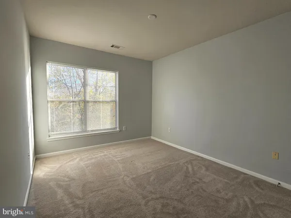 $2,600 | 13377 M Connor Drive, Centreville, VA 20120