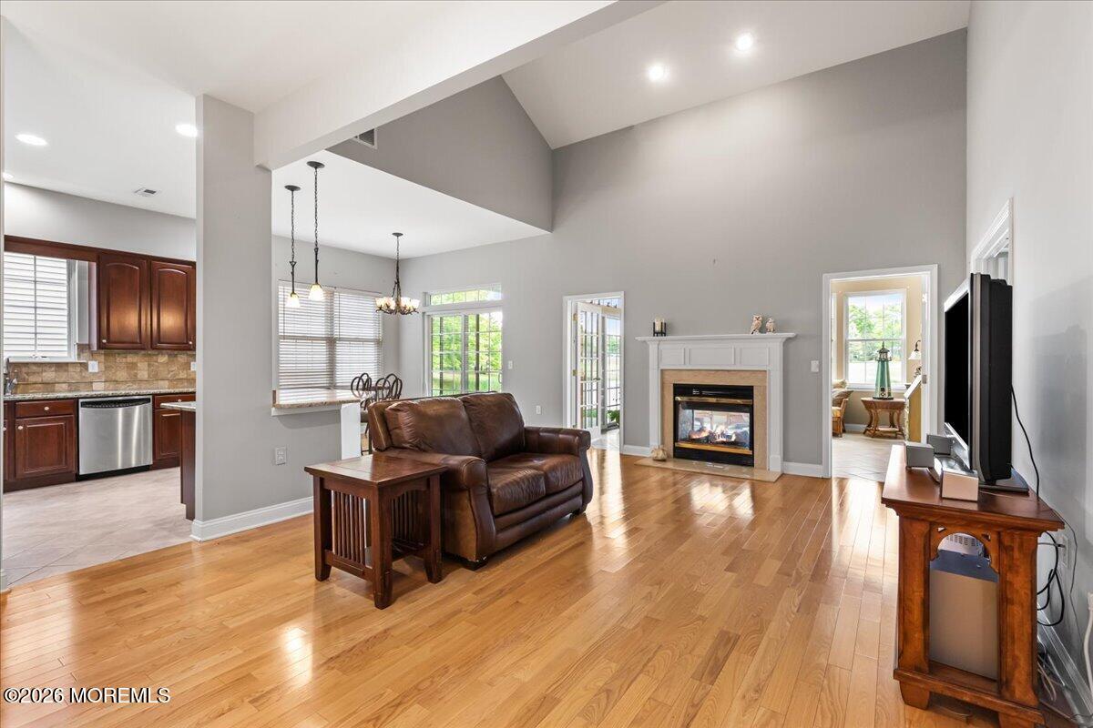 11 Congressional Road Jackson, NJ 08527 - Photo 16 of 53 20-Family Room