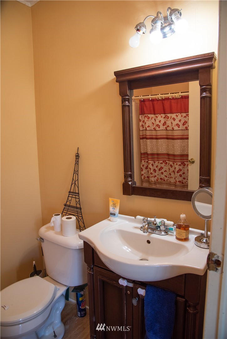 5594 Seavue Road Birch Bay, WA 98230 - Photo 11 of 23 Gallery Image 11