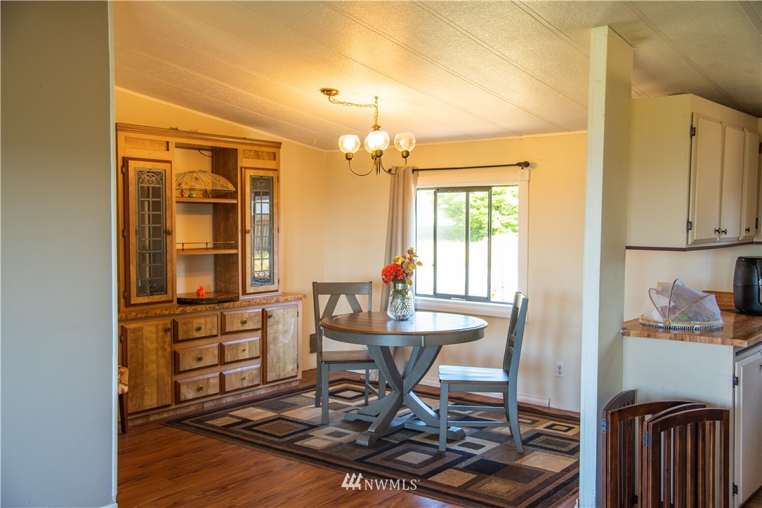 5594 Seavue Road Birch Bay, WA 98230 - Photo 7 of 23 Gallery Image 7