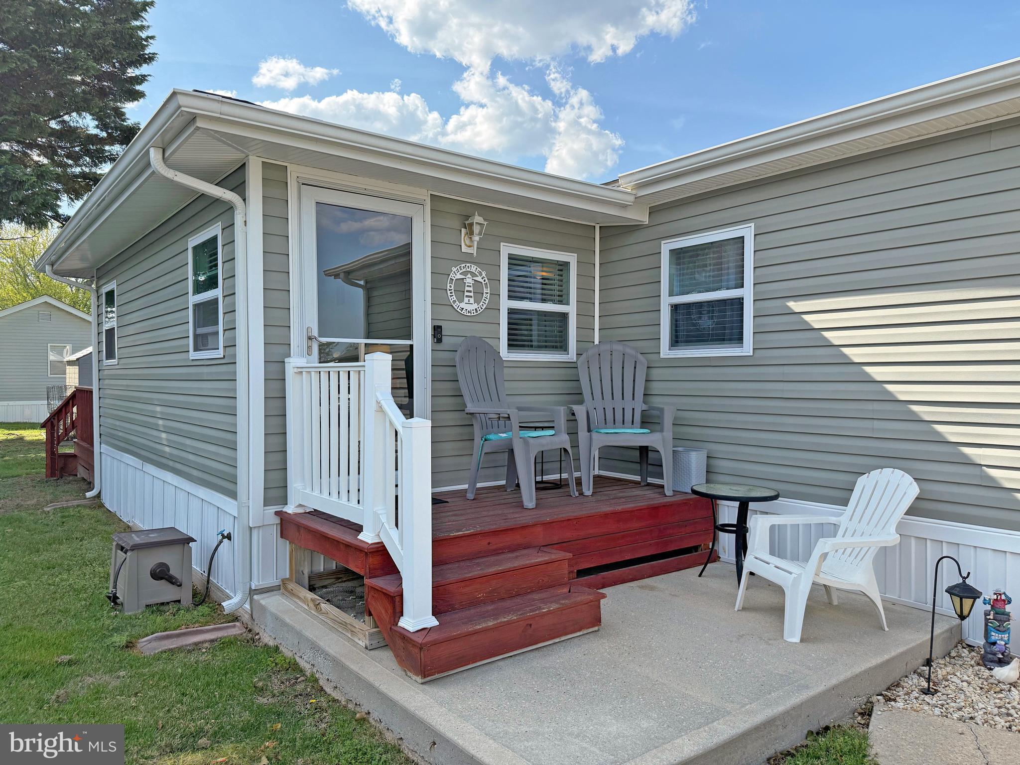 21730 E Street, Unit E29 Rehoboth Beach, DE 19971 - Photo 2 of 31 Front Porch