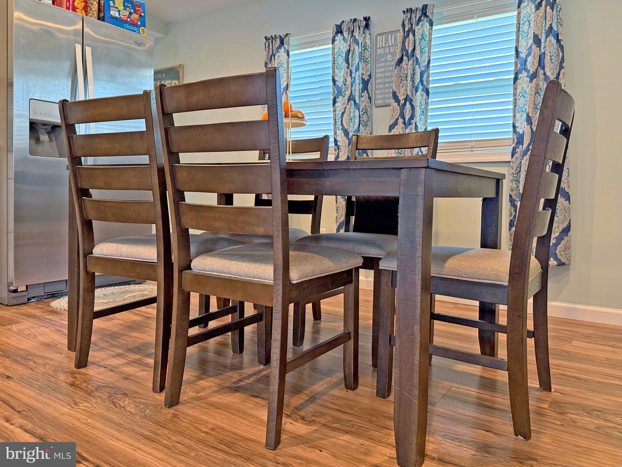 21730 E Street, Unit E29 Rehoboth Beach, DE 19971 - Photo 7 of 31 Dining Area