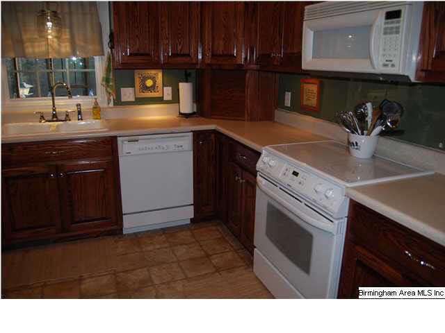 1536 Rochester Road Jacksonville, AL 36265 - Photo 6 of 32 Gallery Image 6