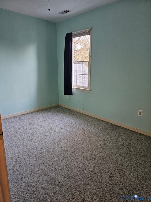 8002 Galaxie Circle Henrico, VA 23228 - Photo 33 of 49 an empty room with a window