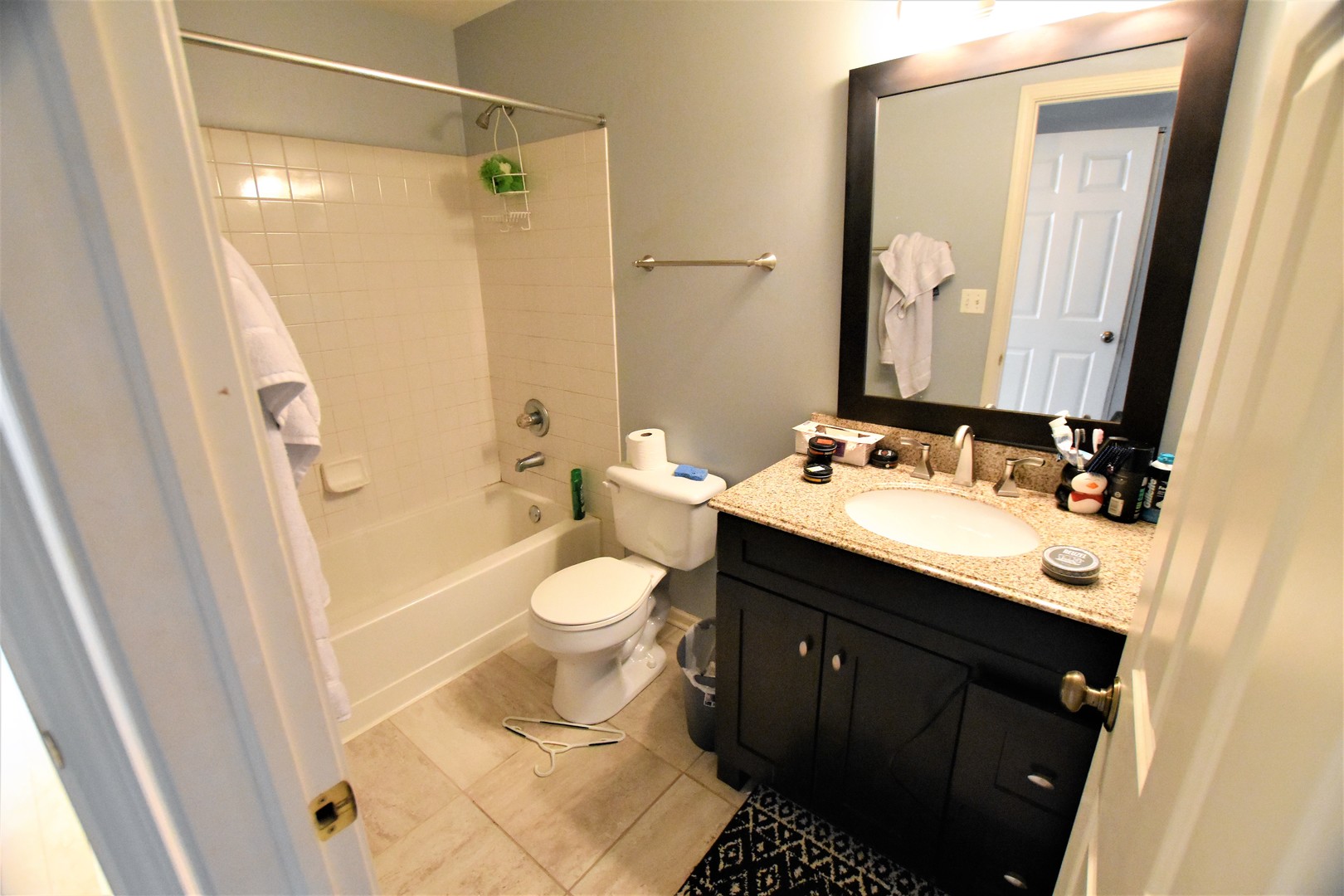 2935 Rutland Circle, Unit 203 Naperville, IL 60564 - Photo 13 of 24 Gallery Image 13