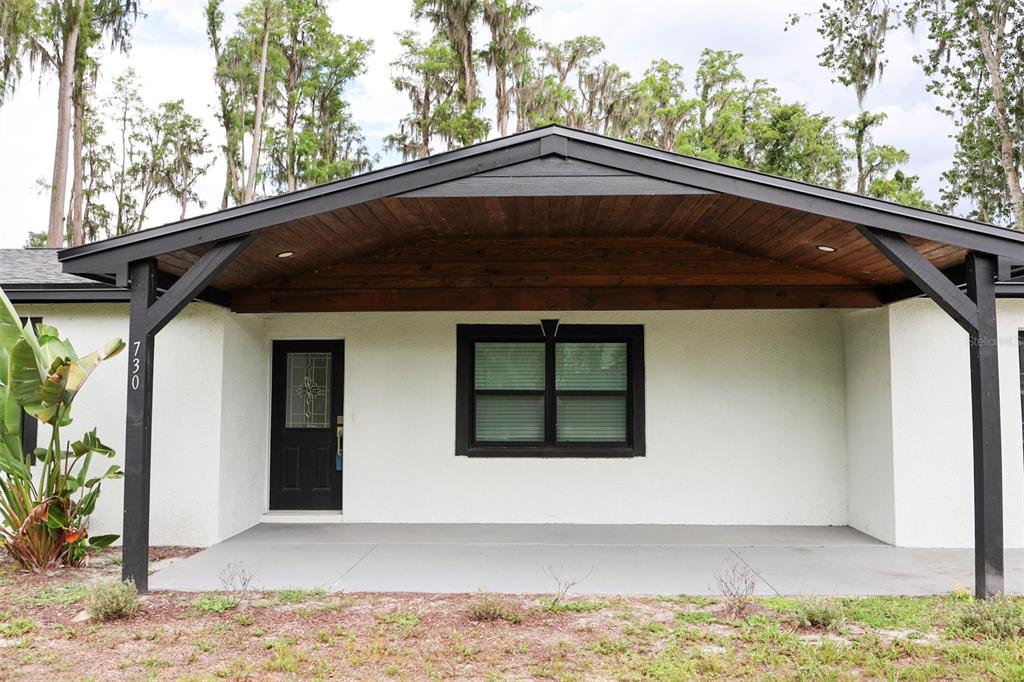 730 Crystal Lake Road Lutz, FL 33548 - Photo 3 of 35