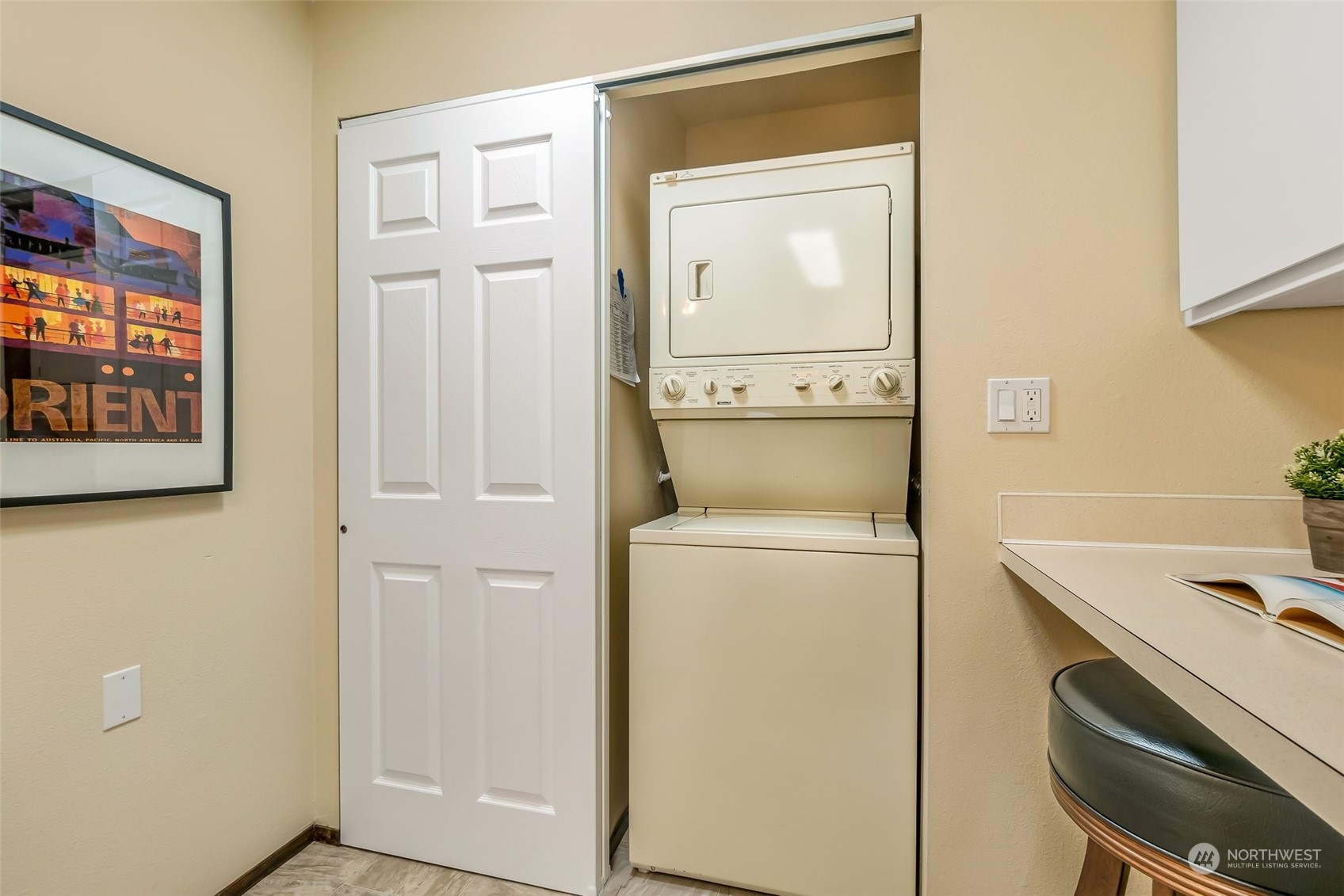 8516 196th Street Southwest, Unit 103 Edmonds, WA 98026 - Photo 13 of 31 Gallery Image 13