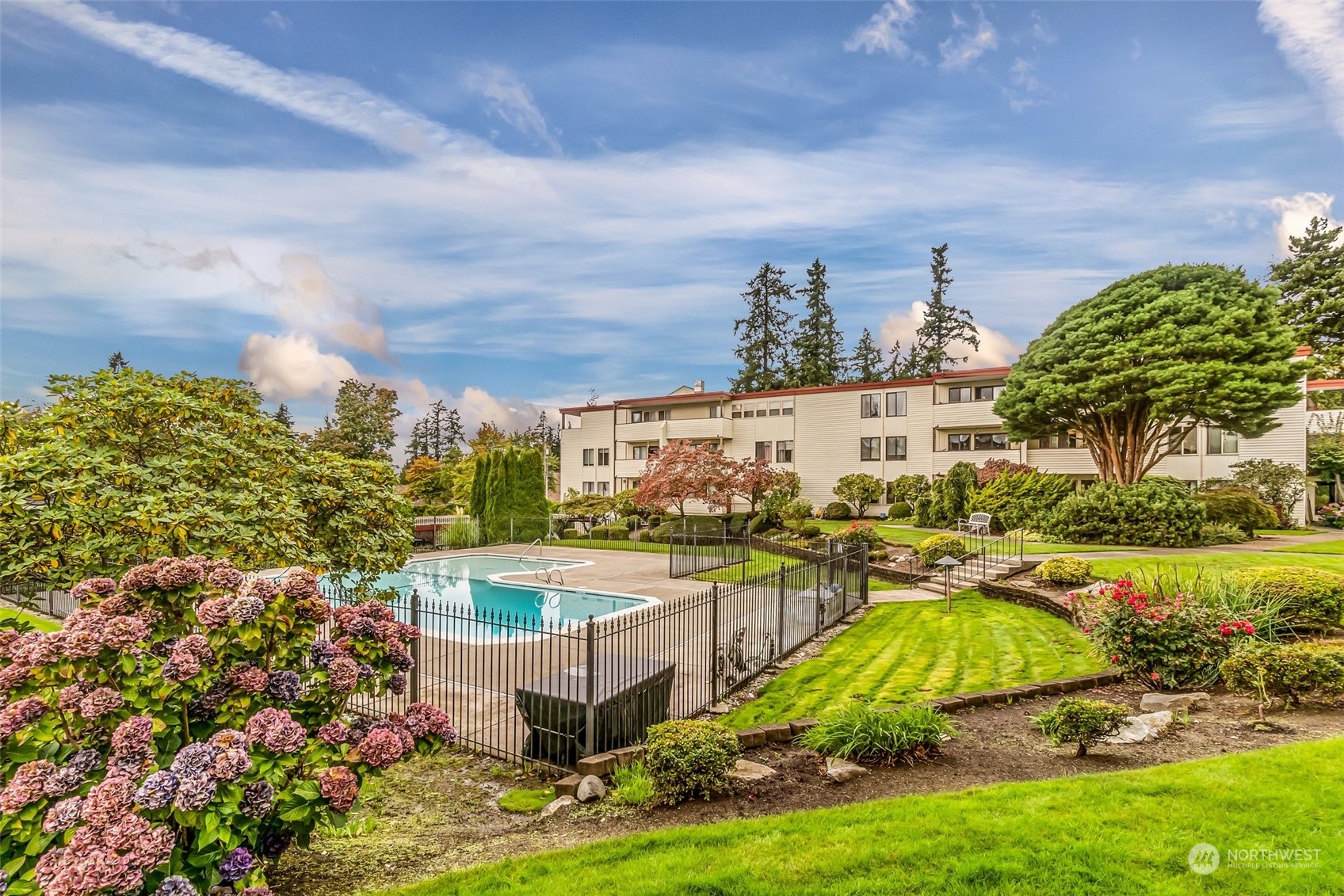 8516 196th Street Southwest, Unit 103 Edmonds, WA 98026 - Photo 26 of 31 Gallery Image 26