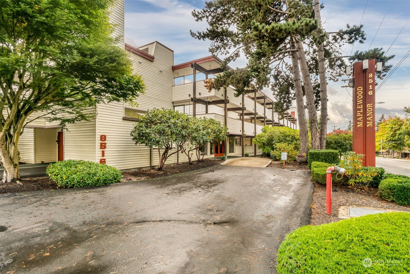 8516 196th Street Southwest, Unit 103 Edmonds, WA 98026 - Photo 29 of 31 Gallery Image 29