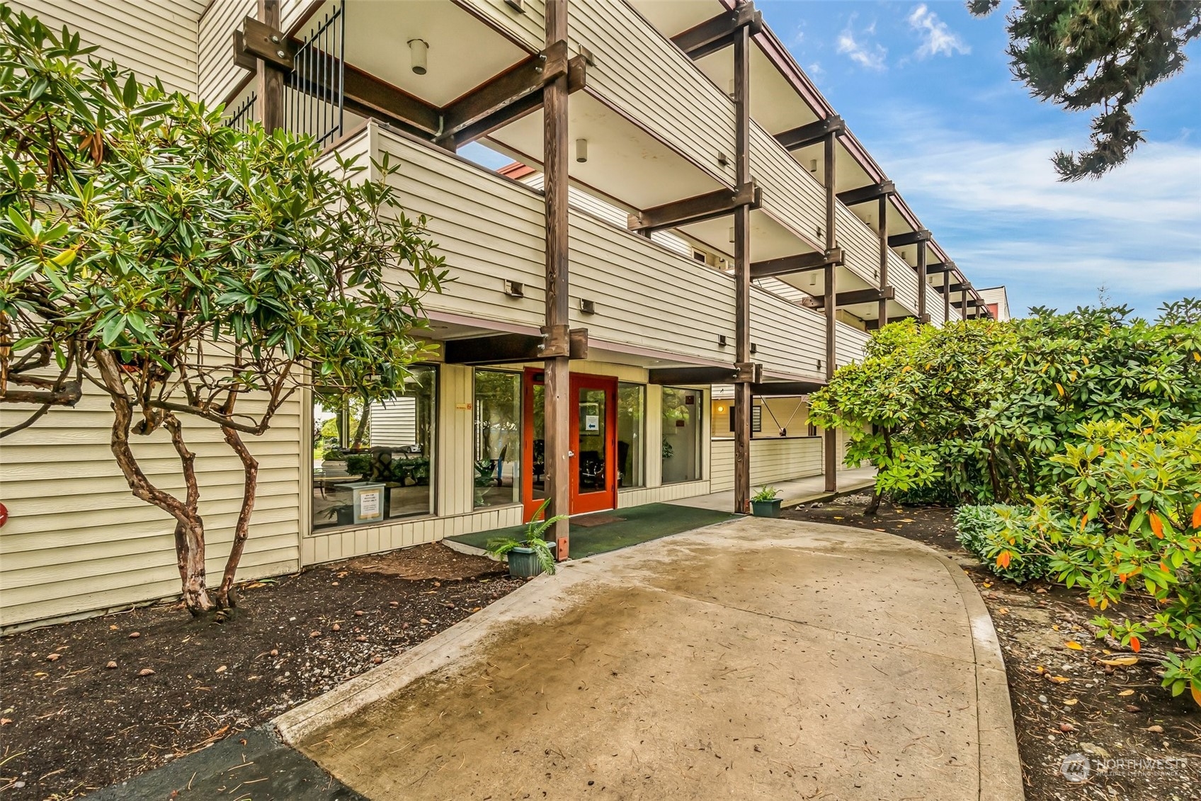 8516 196th Street Southwest, Unit 103 Edmonds, WA 98026 - Photo 31 of 31 Gallery Image 31