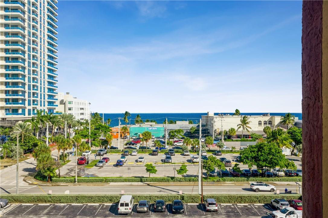 200 South Birch Road, Unit 612 Fort Lauderdale, FL 33316 - Photo 31 of 32 a view of a city