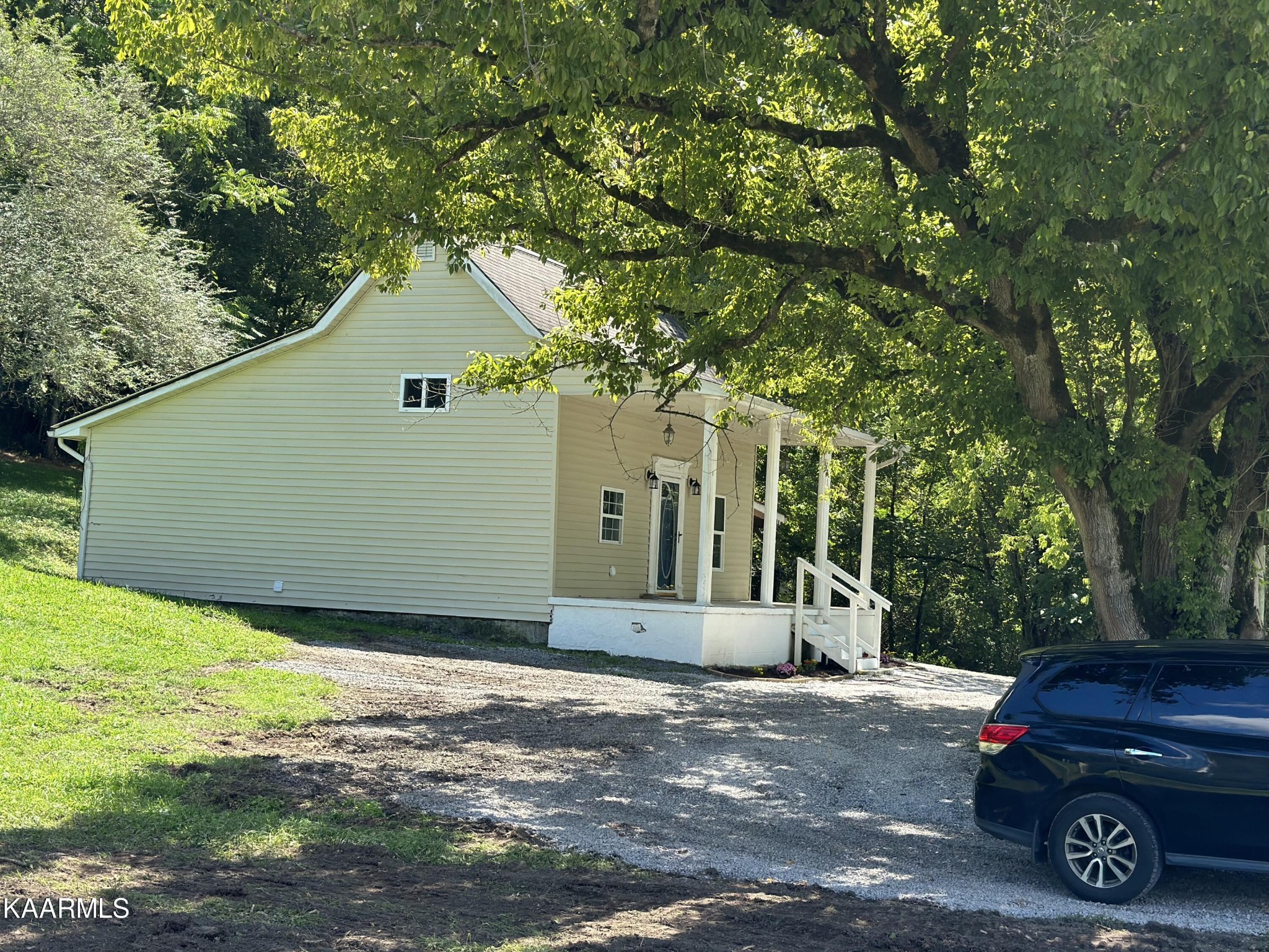9908 Twinville Road Powell, TN 37849 - Photo 6 of 30 Gallery Image 6