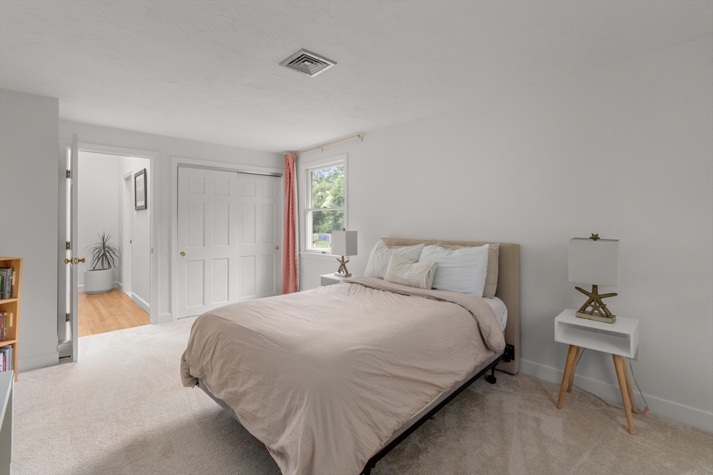322 Concord Road Wayland, MA 01778 - Photo 22 of 35
