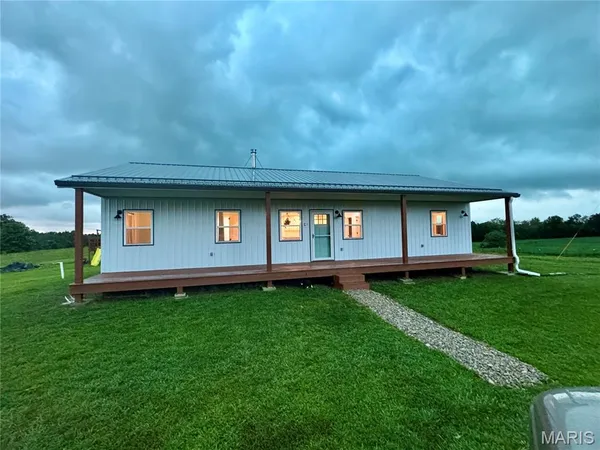$330,000 | 32885 Dogwood Drive, Browning, MO 64630