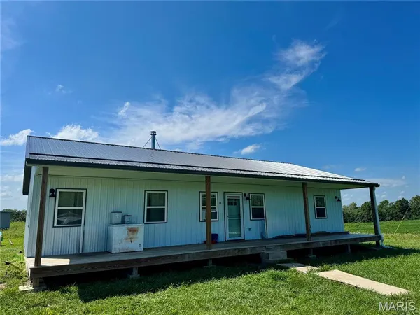$330,000 | 32885 Dogwood Drive, Browning, MO 64630