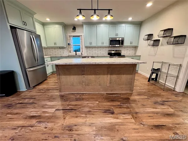 $330,000 | 32885 Dogwood Drive, Browning, MO 64630