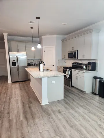 $500 | 2119 Jax Drive, College Station, TX 77845