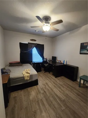 $500 | 2119 Jax Drive, College Station, TX 77845