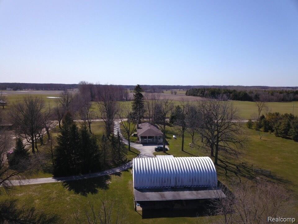 11622 Durand Road Howell, MI 48855 - Photo 3 of 42 IMG_0650.jpg