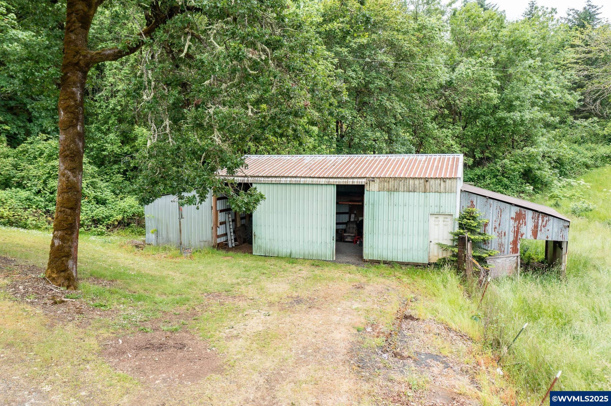 36279 Middle Ridge Road Lebanon, OR 97355 - Photo 43 of 50