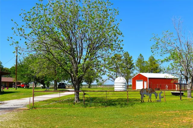 $949,900 | 4820 Highway 16, Loving, TX 76460