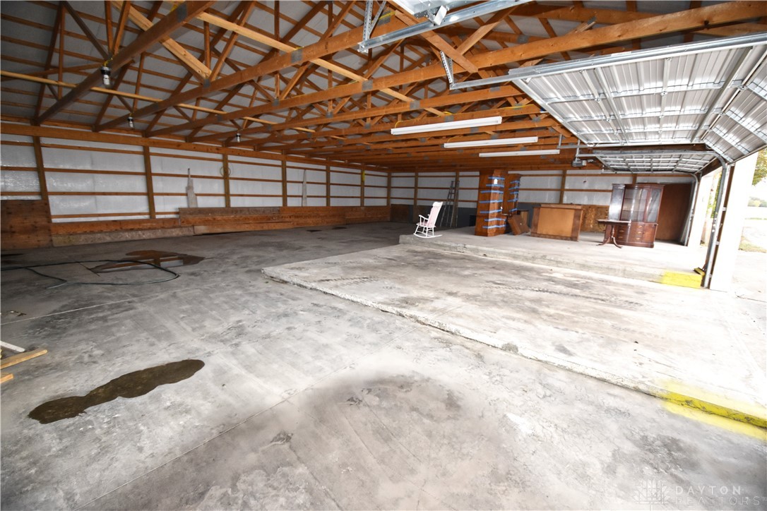1149 East Hoop Road Xenia, OH 45385 - Photo 33 of 36