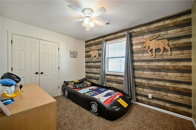 $425,000 | 19401 East 217th Street, Harrisonville, MO 64701