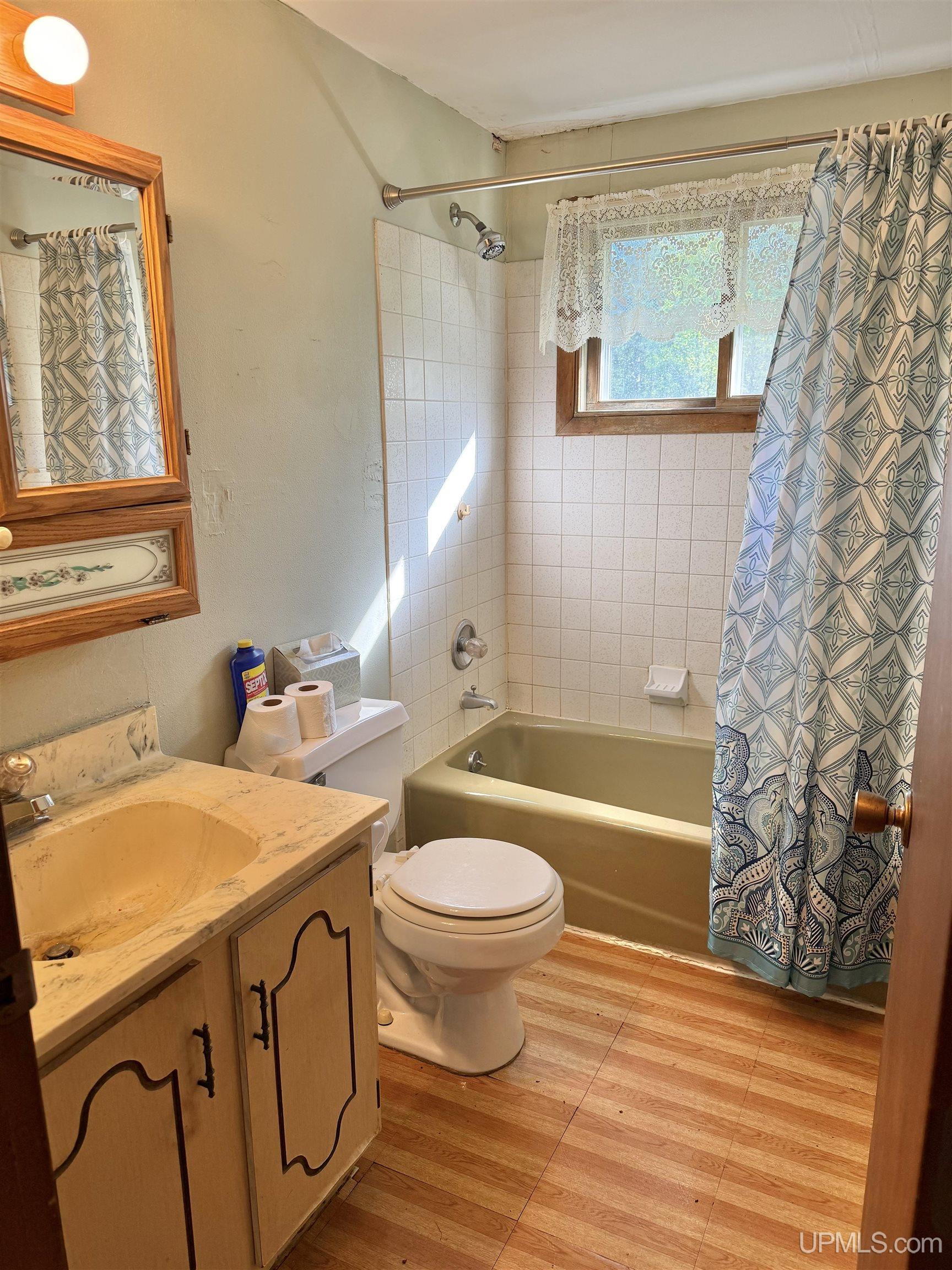 6159 West Riverside Drive Hurley, WI 54534 - Photo 12 of 35 Gallery Image 12