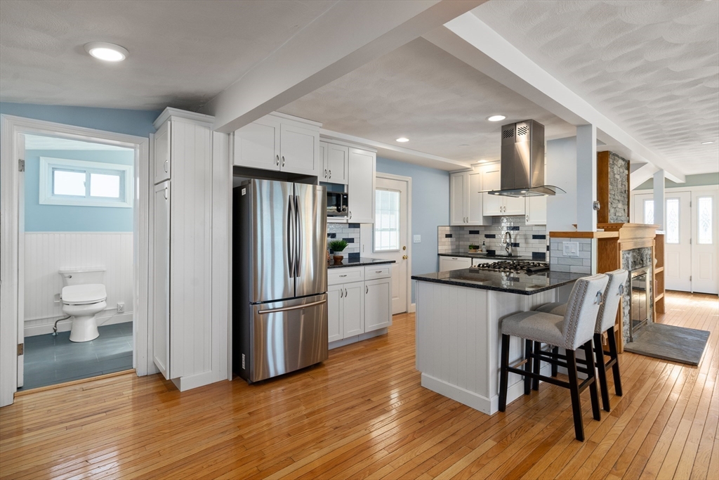 43 Maple Avenue Nahant, MA 01908 - Photo 21 of 34