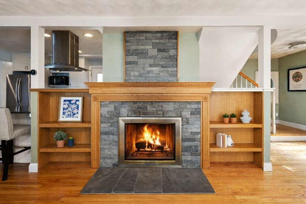 43 Maple Avenue Nahant, MA 01908 - Photo 7 of 34