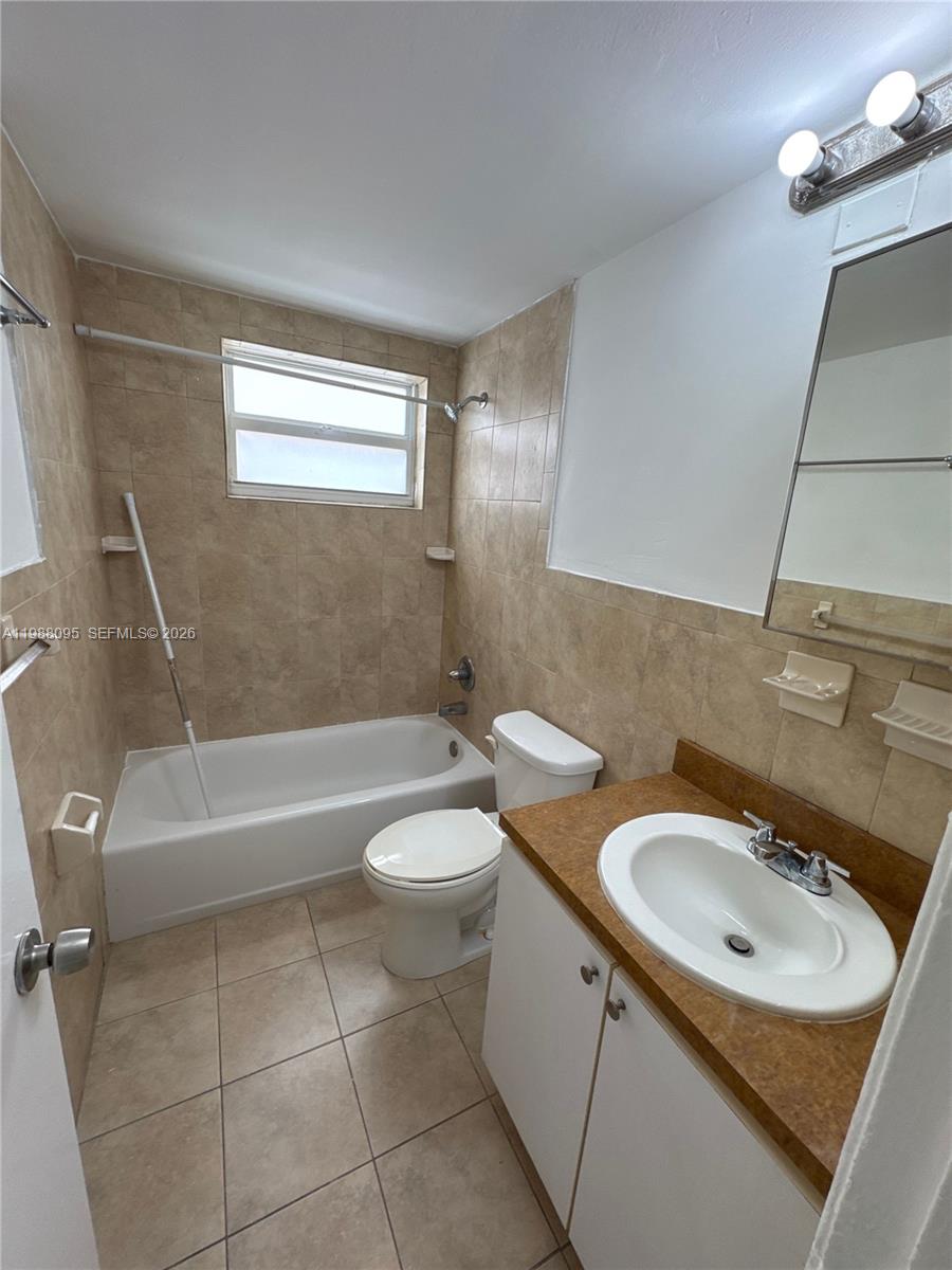 2429 Southwest 9th Street, Unit 1 Miami, FL 33135 - Photo 2 of 6