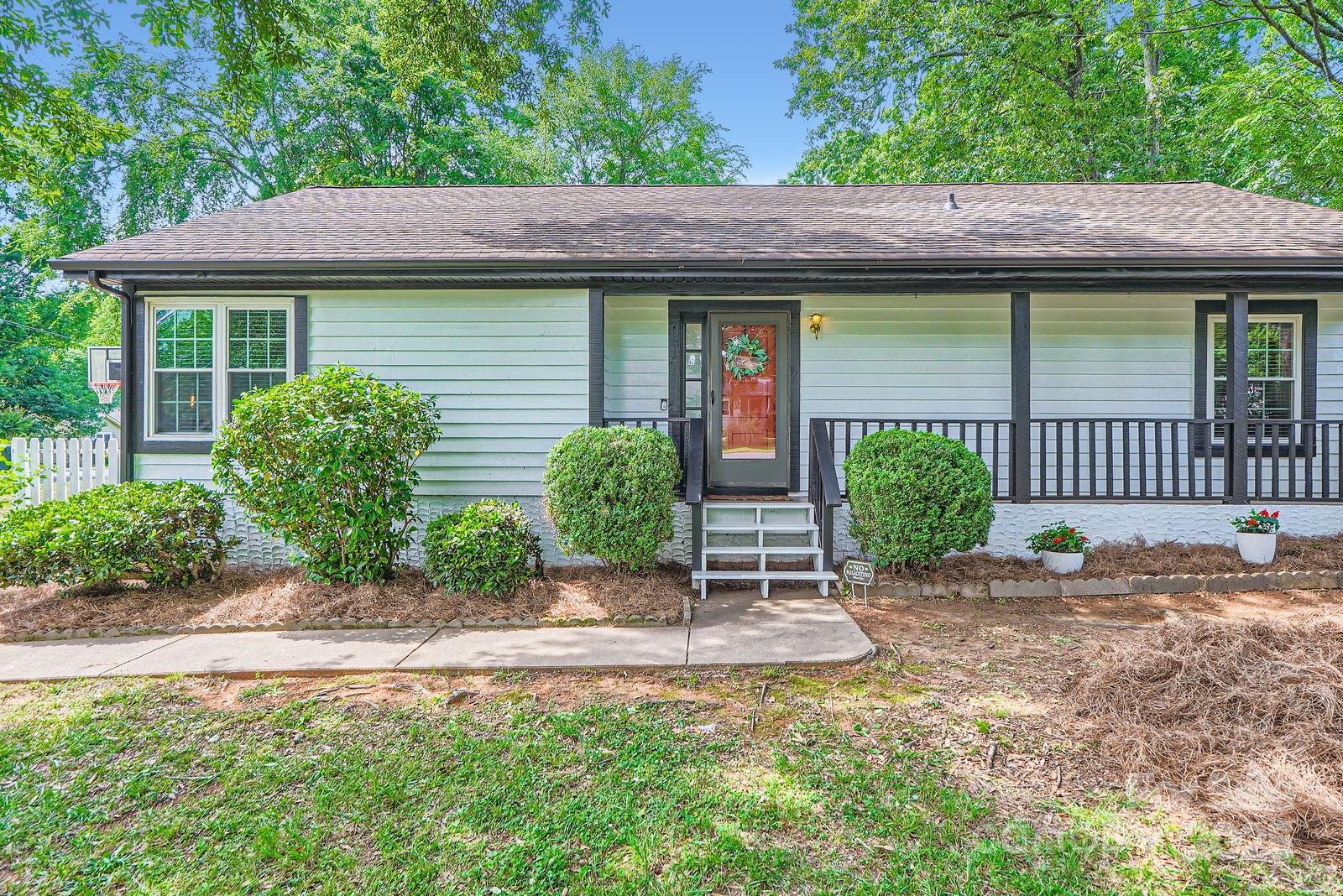 2009 Pinevalley Road Rock Hill, SC 29732 - Photo 3 of 27 a front view of a house with garden