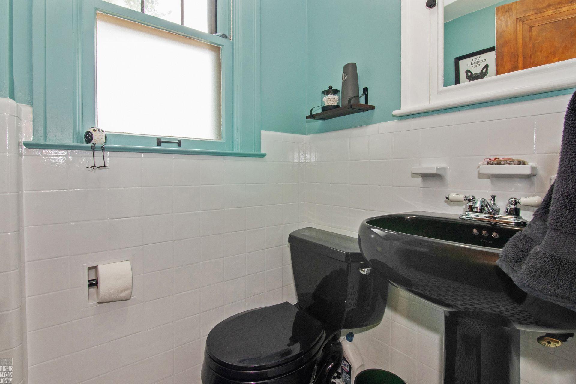 1423 Devonshire Road Grosse Pointe, MI 48230 - Photo 15 of 35 50116001-14.JPG