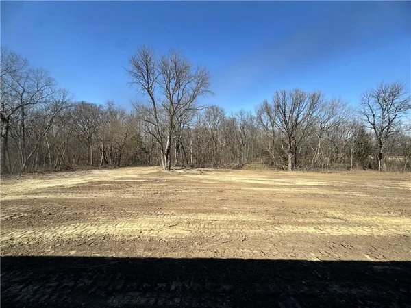 $550,000 | 7266 Northwest State Rte Ff, Adrian, MO 64720