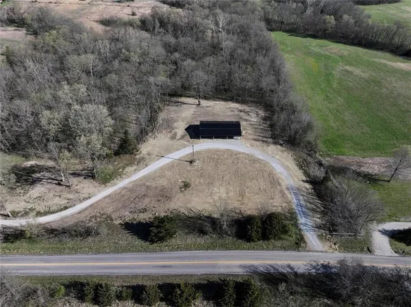 $550,000 | 7266 Northwest State Rte Ff, Adrian, MO 64720