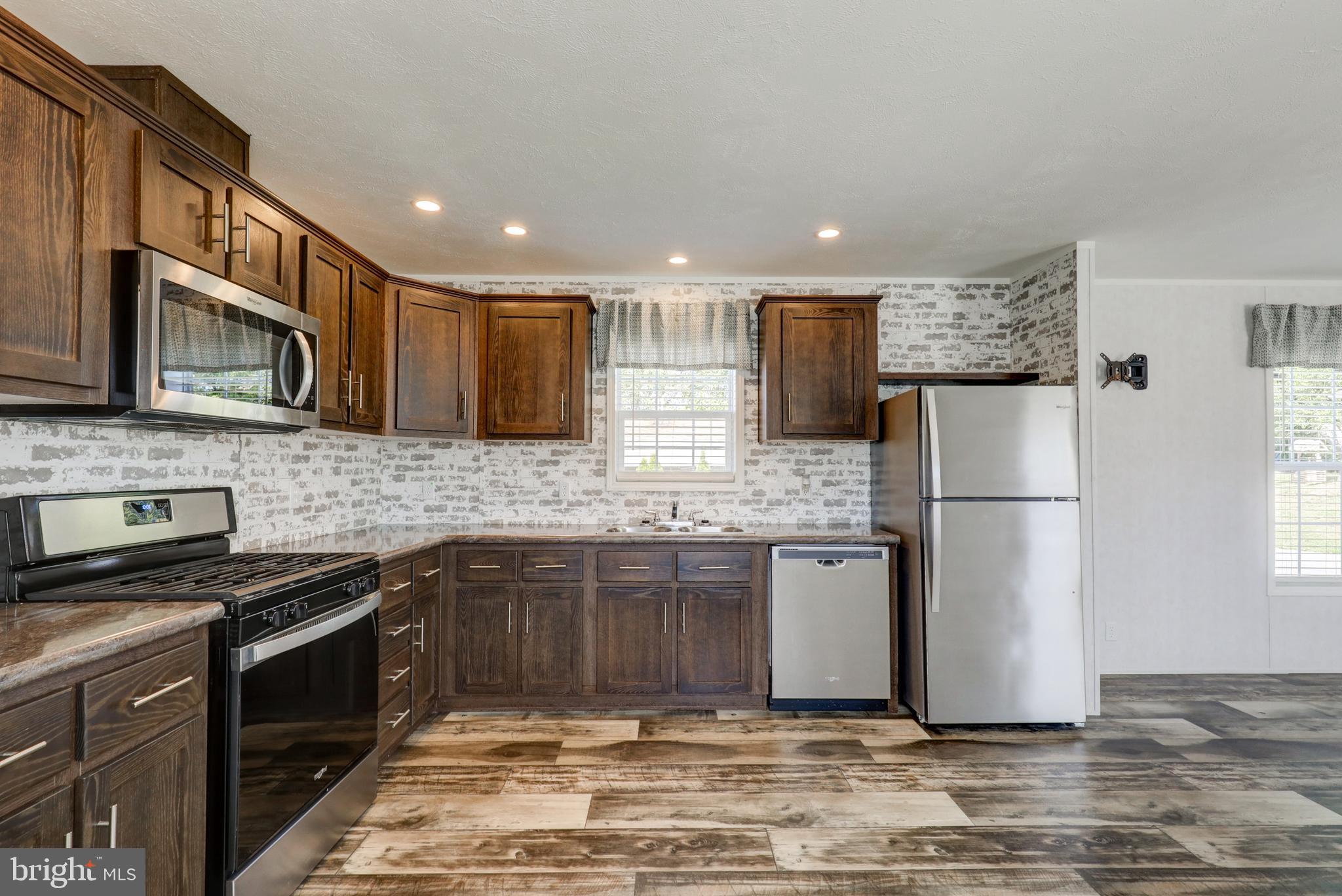 75 Lobin Road East Earl, PA 17519 - Photo 11 of 23 Kitchen