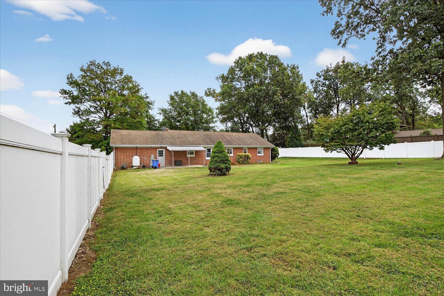 433 Fairland Road Manheim, PA 17545 - Photo 18 of 26