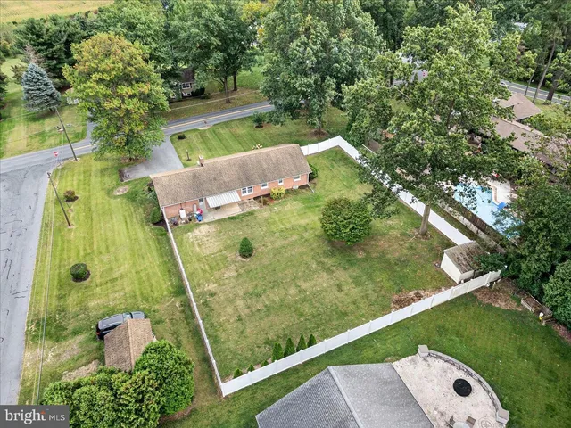 $454,500 | 433 Fairland Road, Manheim, PA 17545