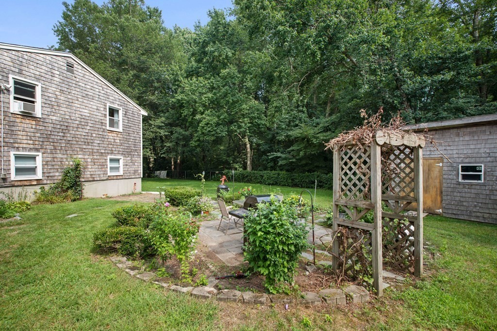 49 Eleanor Road Raynham, MA 02767 - Photo 19 of 29 Gallery Image 19