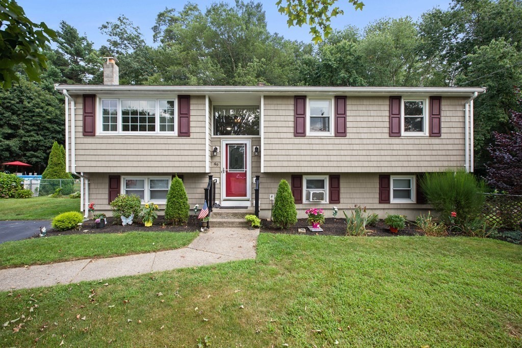 49 Eleanor Road Raynham, MA 02767 - Photo 2 of 29 Gallery Image 2