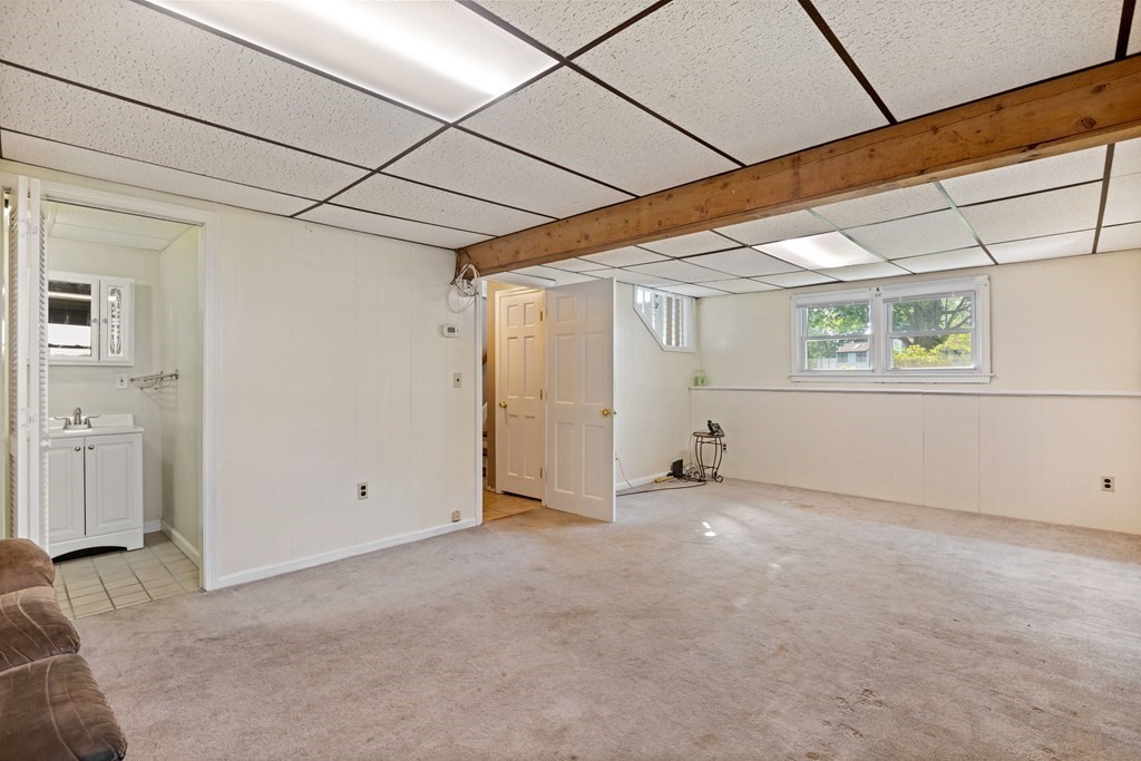 49 Eleanor Road Raynham, MA 02767 - Photo 26 of 29 Gallery Image 26