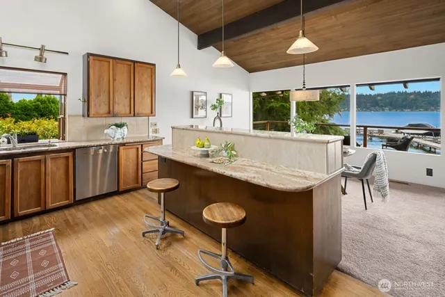 $7,500 | 4723 Lakehurst Lane Southeast, Bellevue, WA 98006